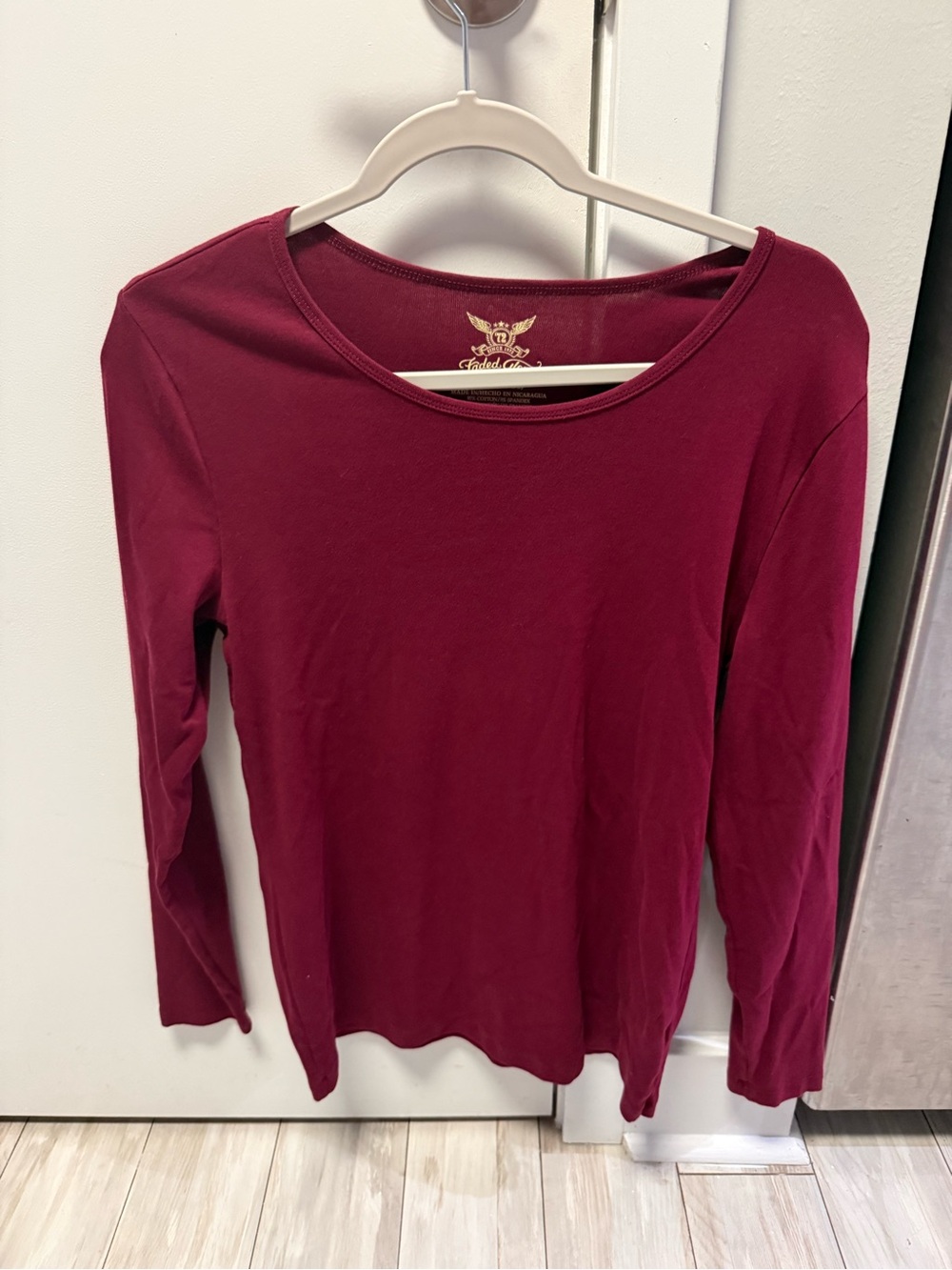 Faded Glory Long Sleeve Crewneck Top - Wine